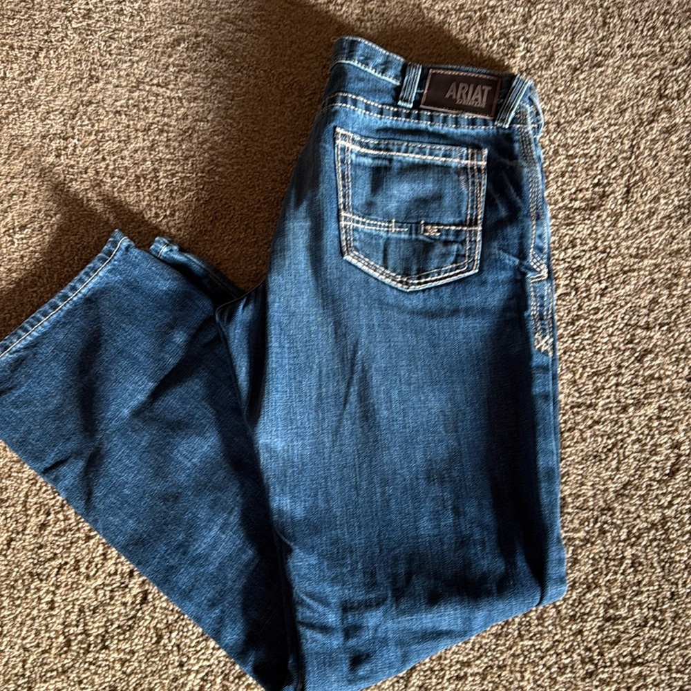 Men’s Ariat jeans